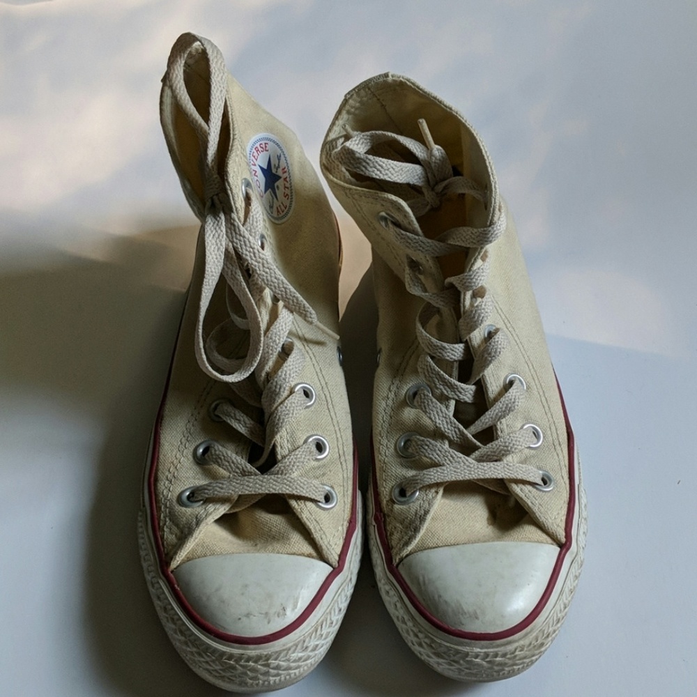 Converse High Tops - Off White